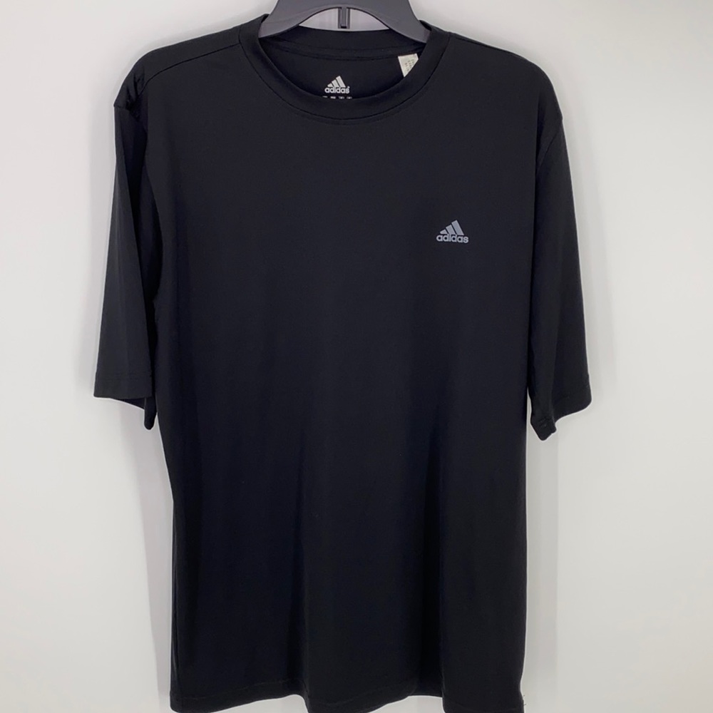 Adidas Tee Shirt Men’s Large
